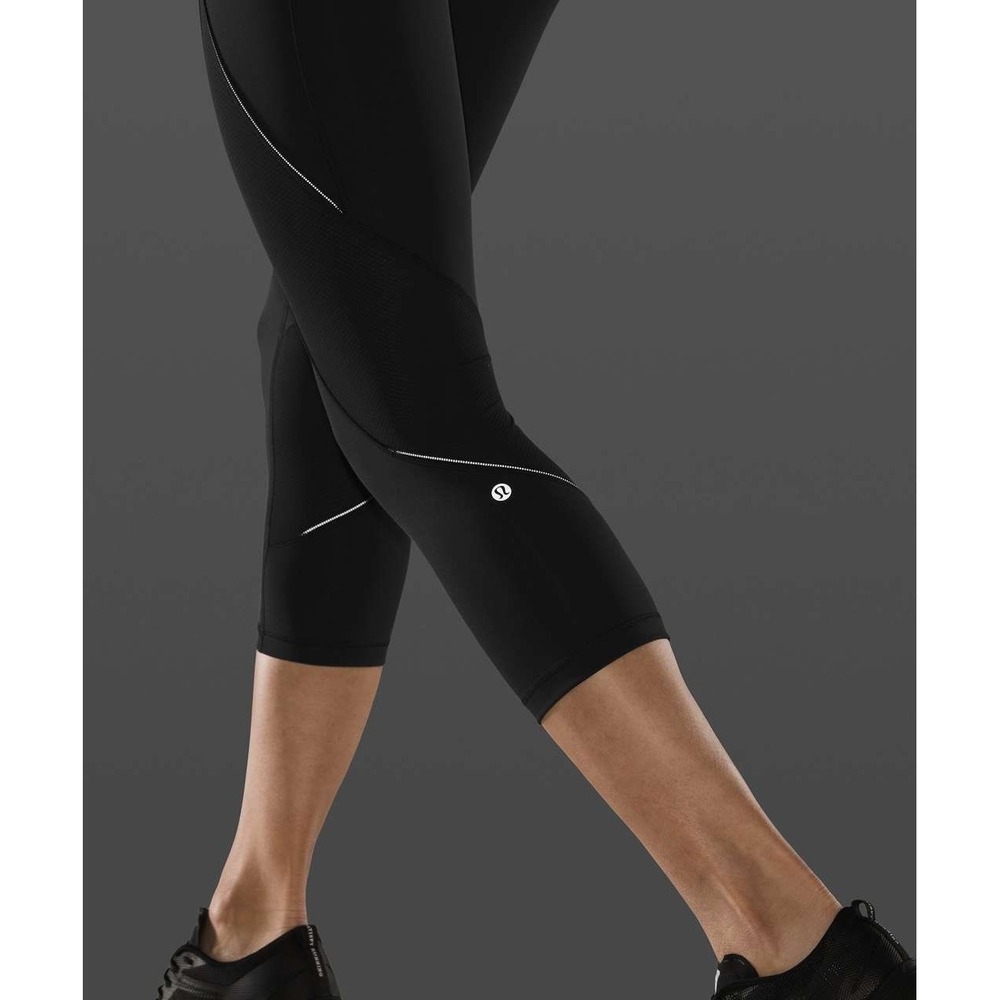 lululemon Run Off Route Mid Rise Crop Leggings Black Size 6 Athleisure